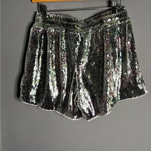 Pam & Gela Silver Sequin Pull On Shorts With Drawstring Size Medium - Picture 4 of 6